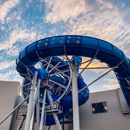 Marbud Przy Aquaparku Reda 公寓